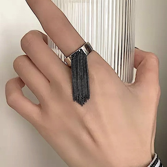 STERLING SILVER TASSEL RING - Picture 6 of 11